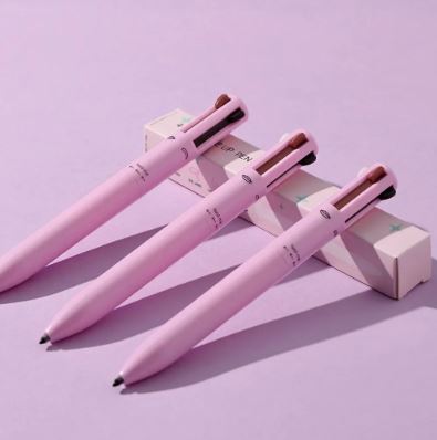 Stylo de Maquillage 4 en 1 Pratique et Élégant